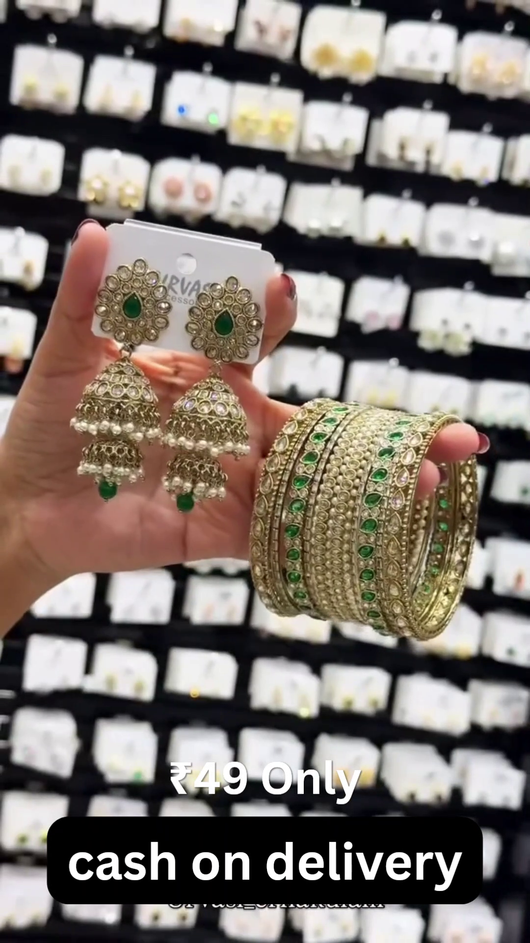 Golden Rose Radiance Jhumka & Bangle Ensemble – Pink and Gold Harmony with Intricate Stone Detailing and Dangling Elegance 🌿✨