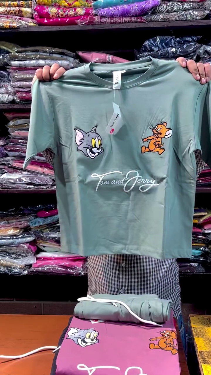 Cute Tom & Jerry Oversized T-Shirt Collection